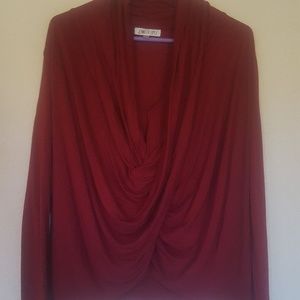 Jennifer Lopez long sleeve top